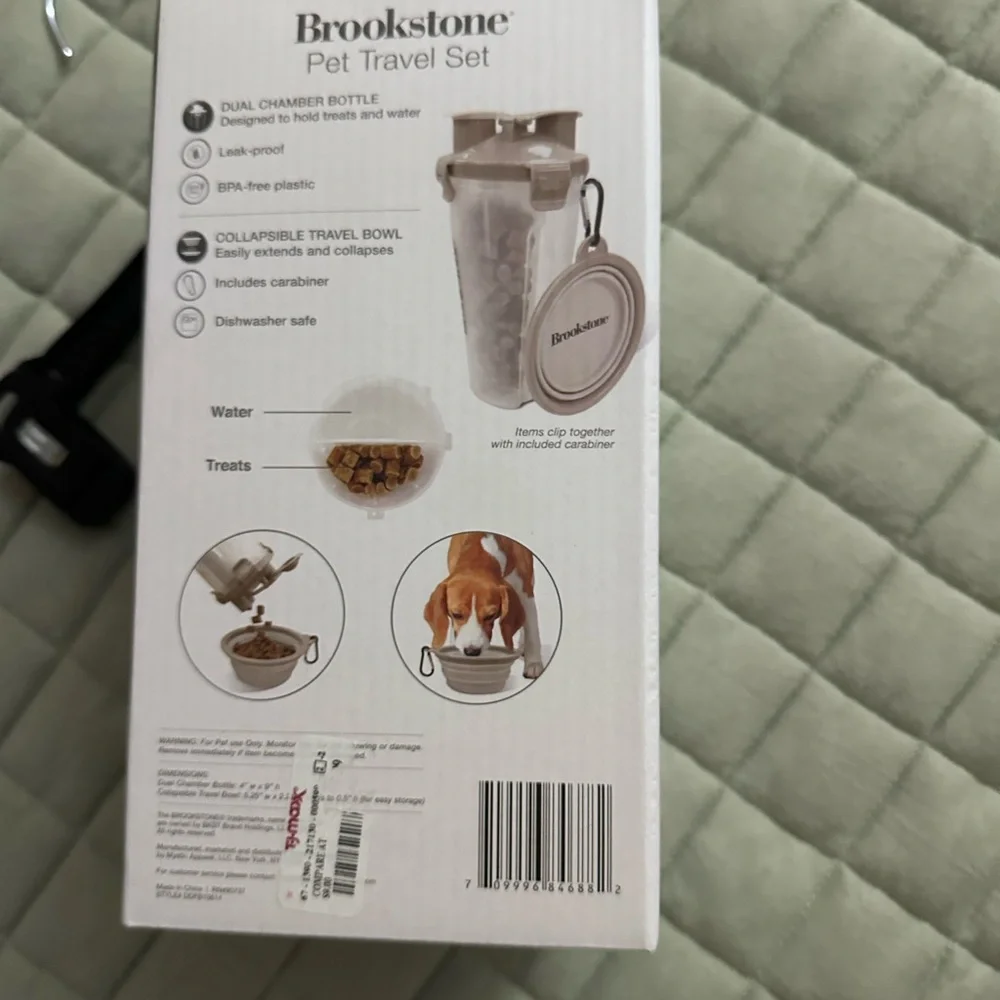 Brookstone Pet Travel 2-Piece Set: Water Bowl & Food container